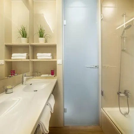 Isabella Island & Villas, Valamar Collection Porec