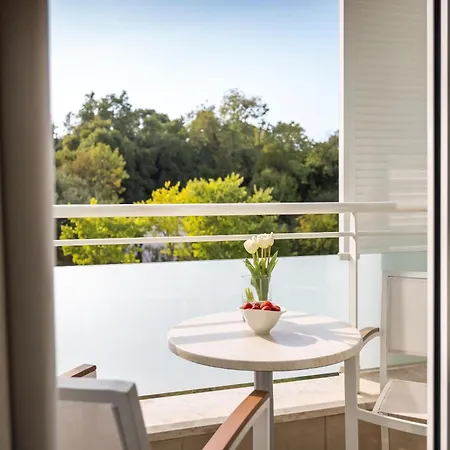 Isabella Island Resort, Valamar Collection Hotel 4*