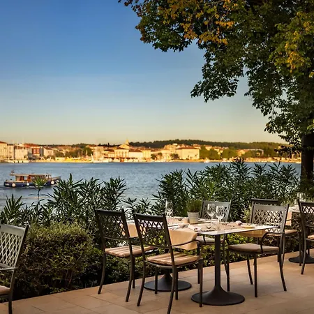 Isabella Island Resort, Valamar Collection פורץ