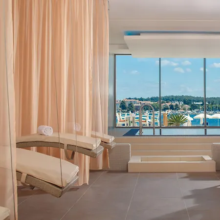 Isabella Island & Villas, Valamar Collection 4* 波雷奇
