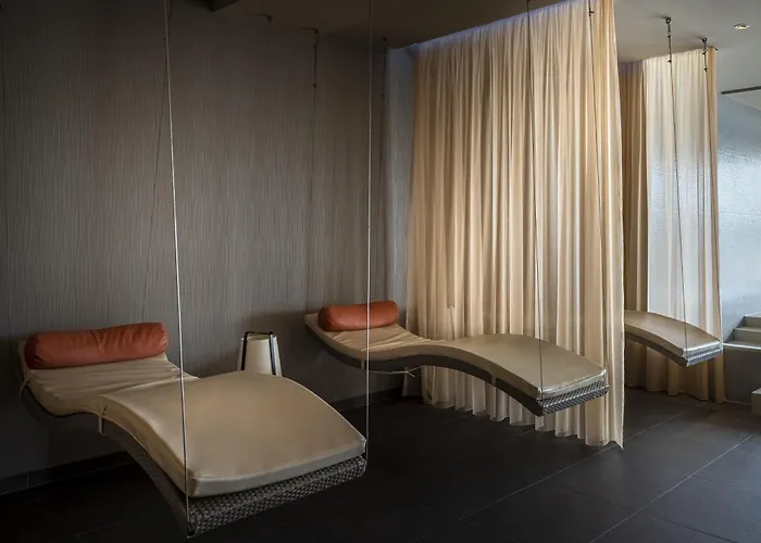 מלון Isabella Island & Villas, Valamar Collection 4*