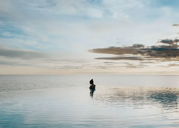 Isabella Island & Villas, Valamar Collection 4* פורץ