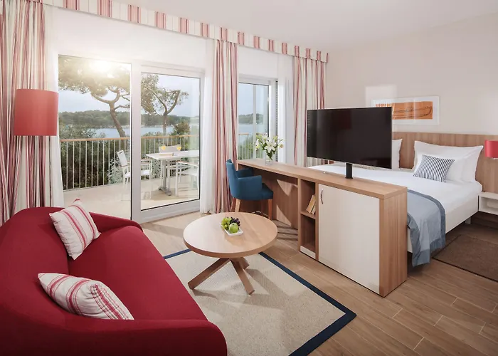 Isabella Island & Villas, Valamar Collection מלון פורץ