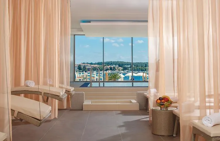 מלון Isabella Island & Villas, Valamar Collection פורץ