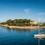 Isabella Island & Villas, Valamar Collection 4* Porec