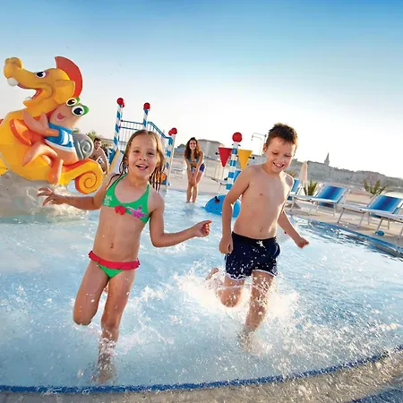 Isabella Island & 4*